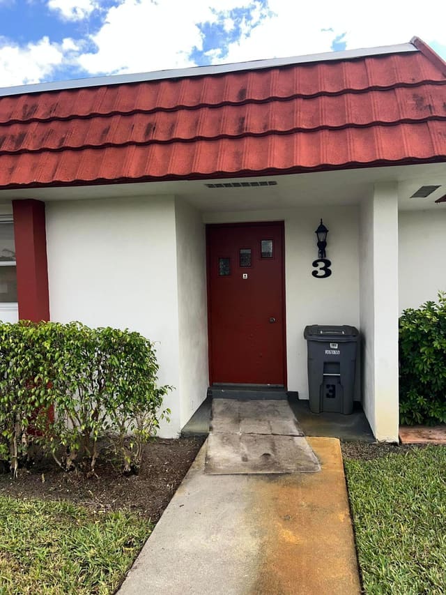 5800 Fernley Drive W 3, Greenacres, FL 33415