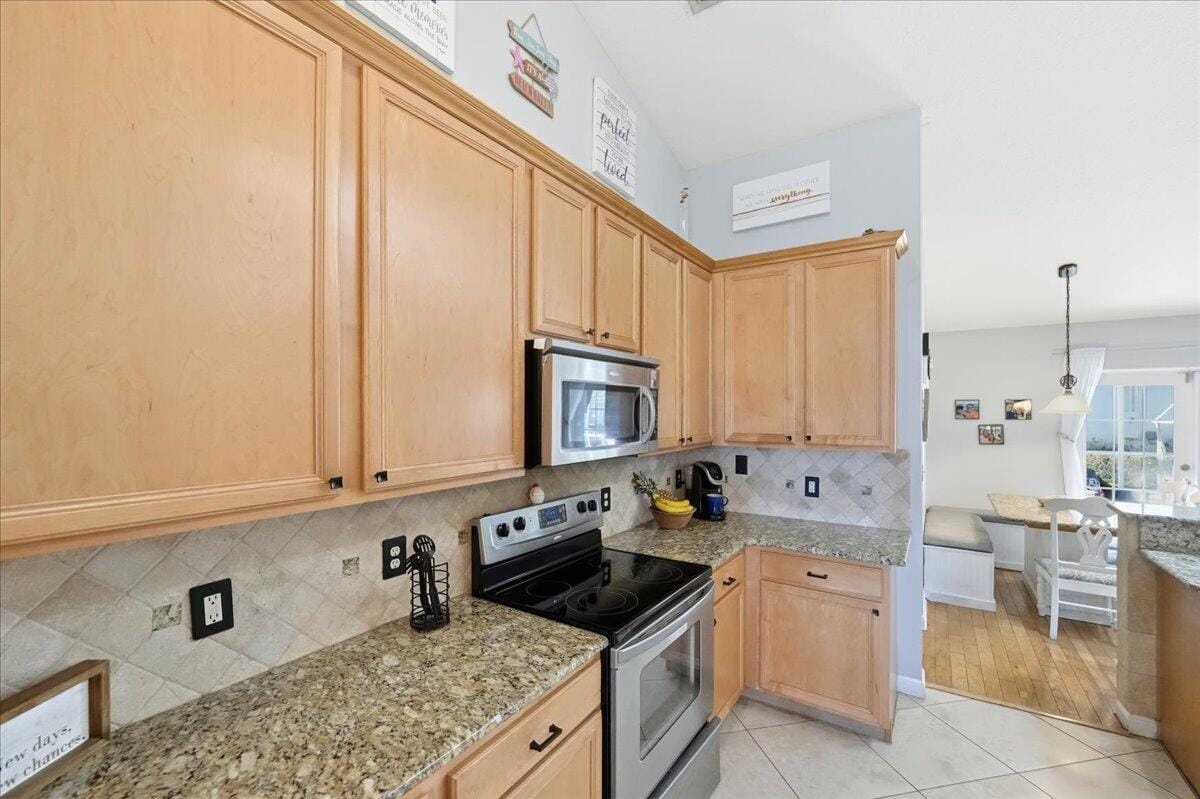 414 SE Cork Road — photo 10