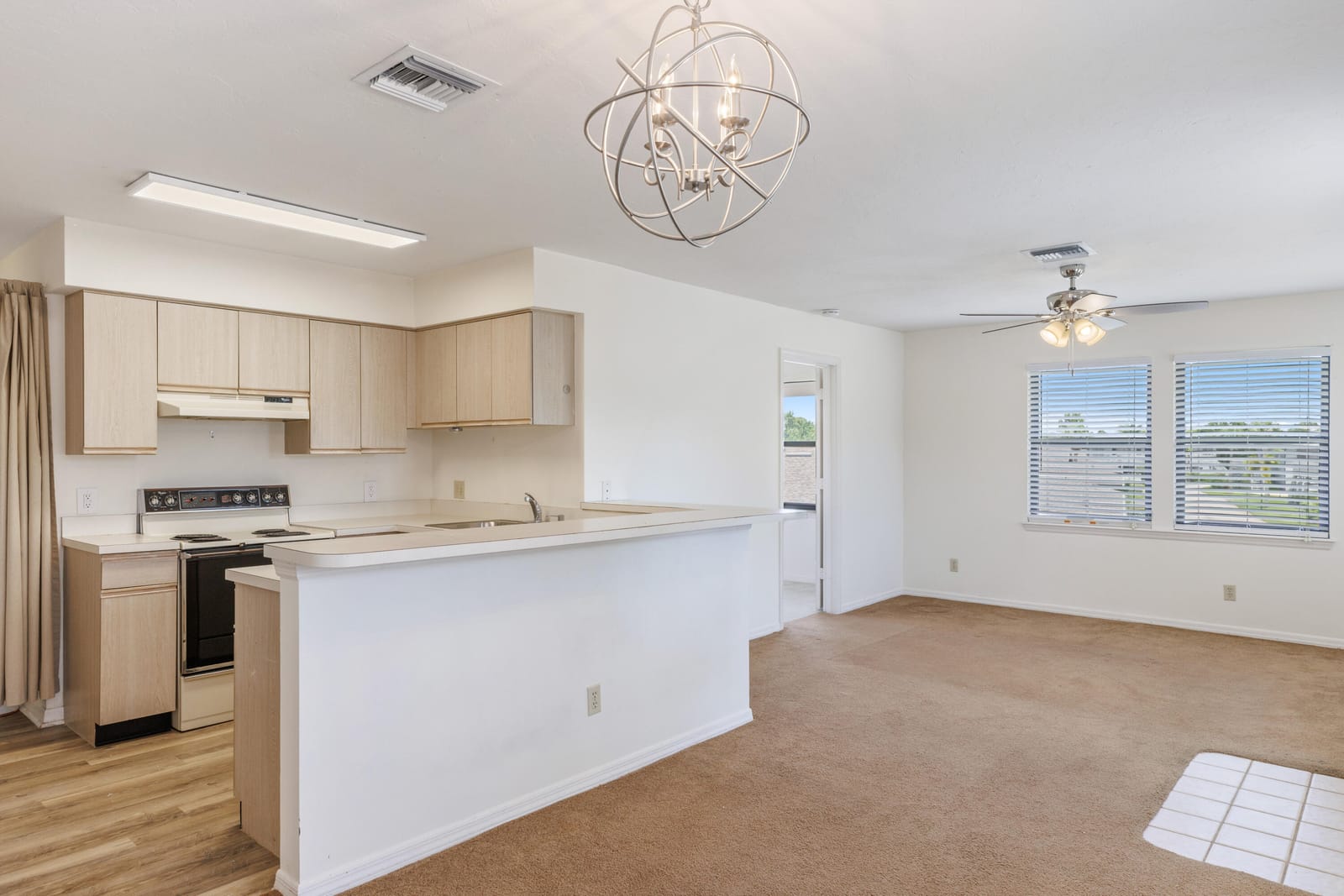 654 Centre Court SW 201 — photo 12