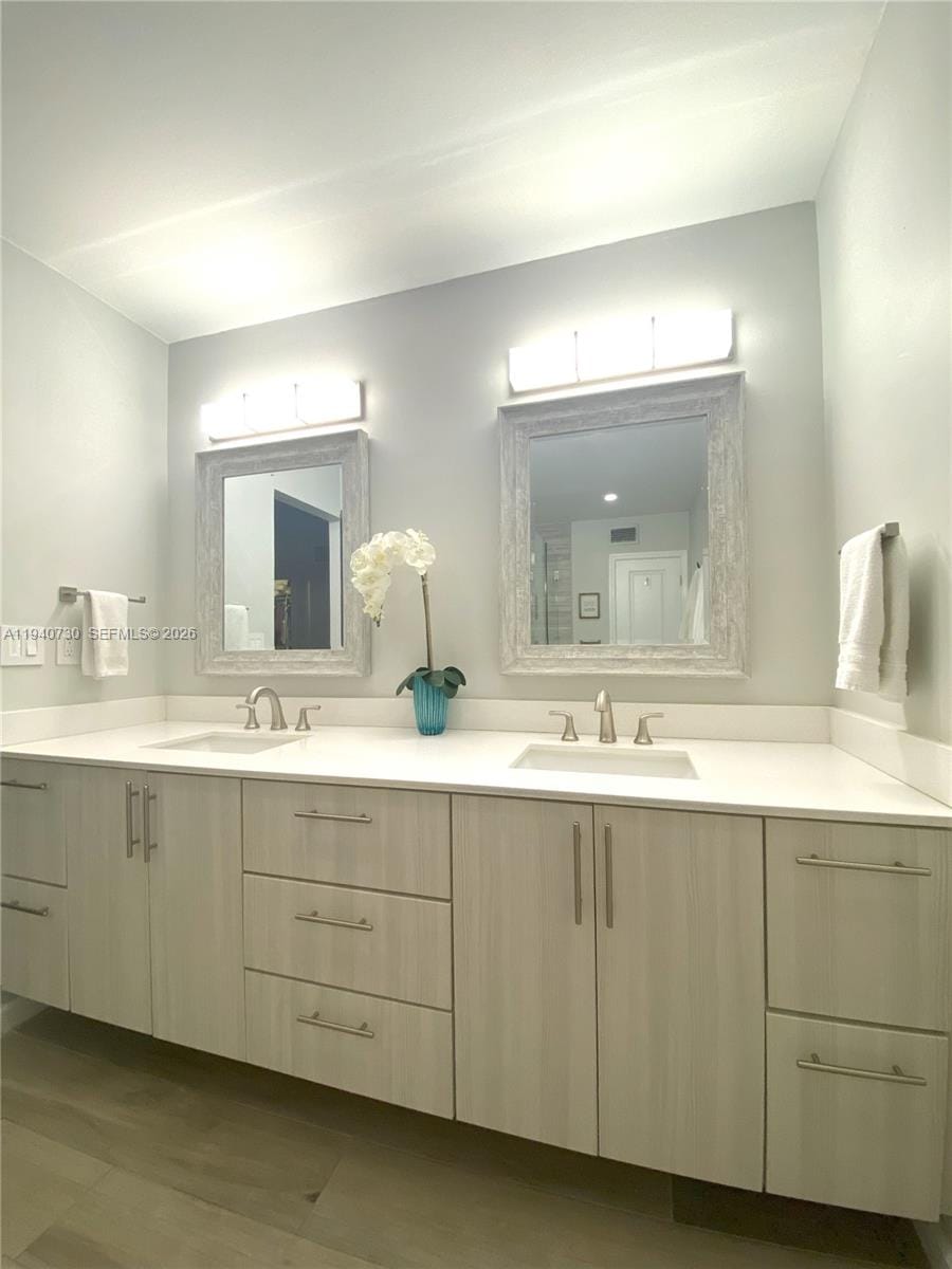6417 Windmill Gate Road, Miami Lakes, FL 33014 photo 12