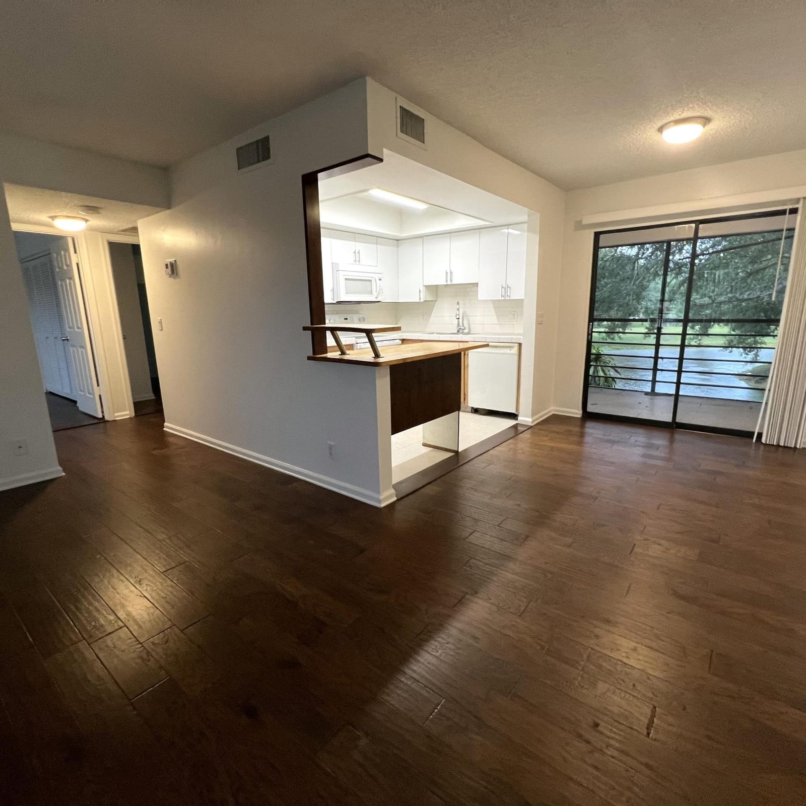 4205 Oak Terrace Drive 4205 — photo 4