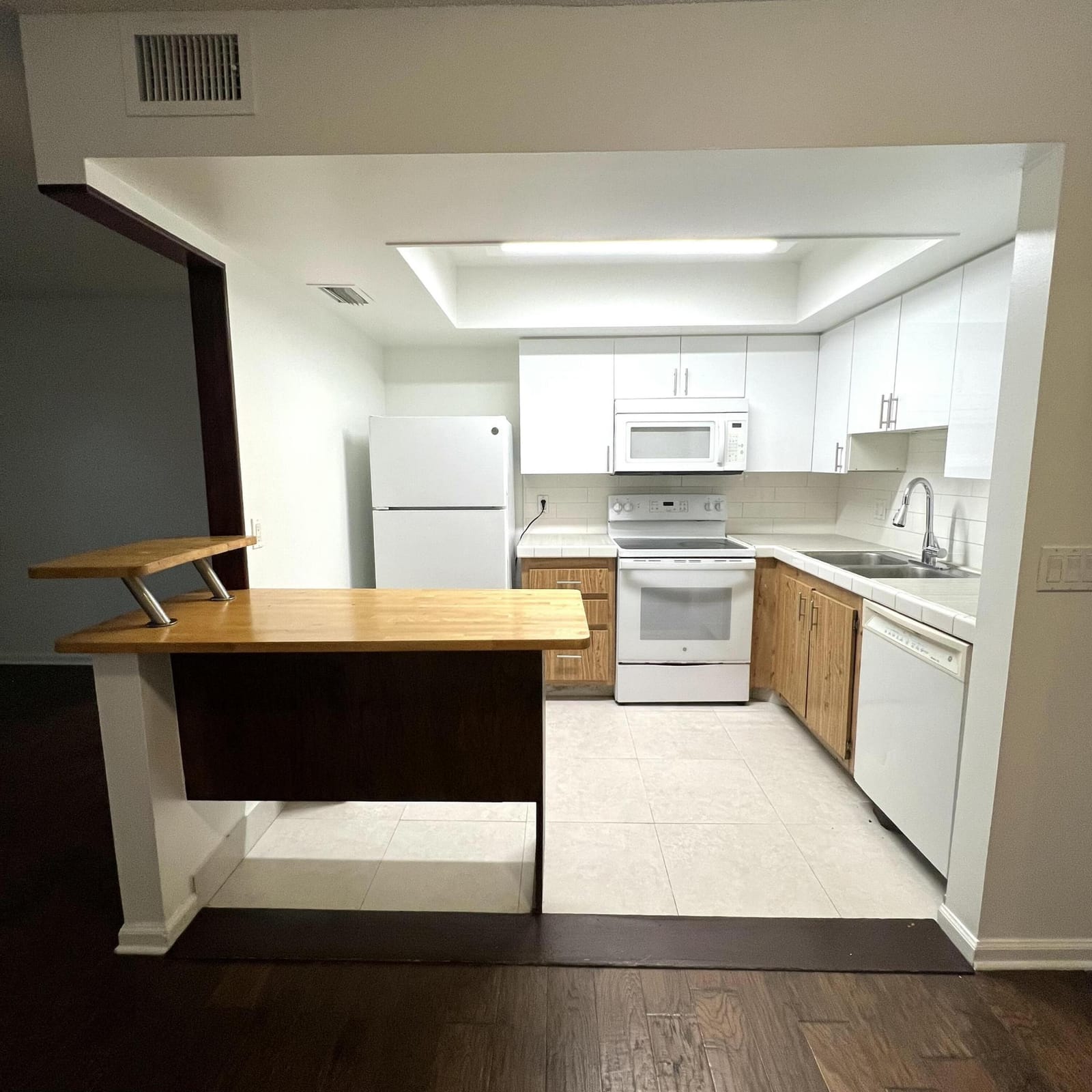 4205 Oak Terrace Drive 4205 — photo 5