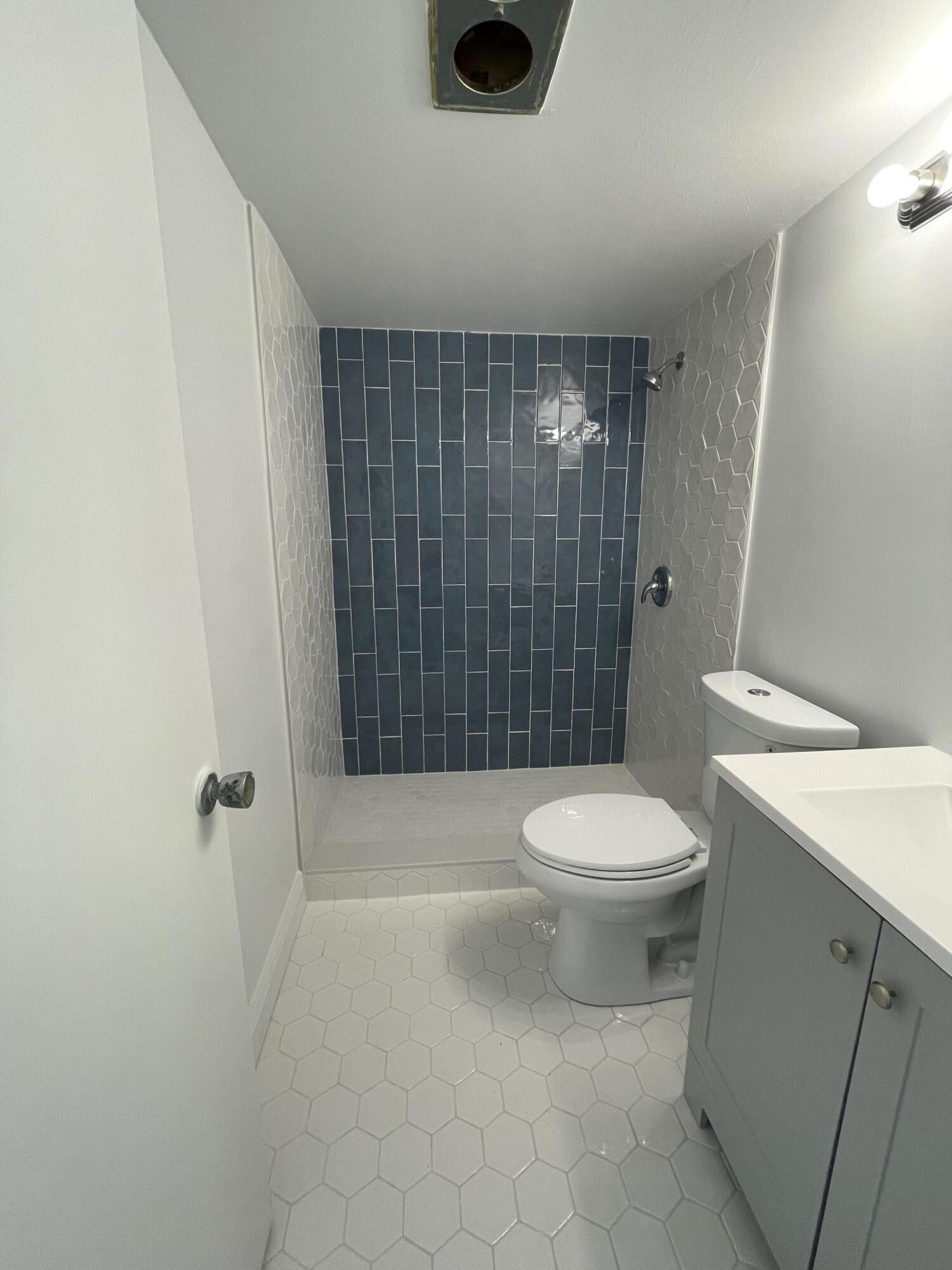 172 Sussex I, West Palm Beach, FL 33417, West Palm Beach