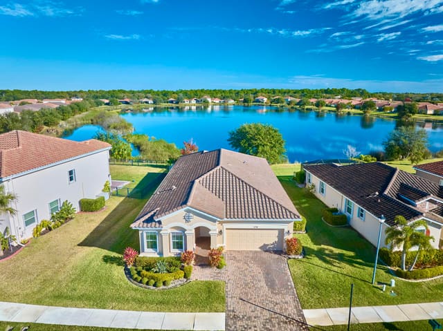 1774 Berkshire Circle SW, Vero Beach, FL 32968