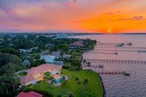 901 SE Riverside Drive, Stuart, FL 34994 photo 7