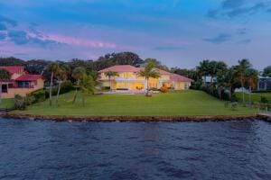 901 SE Riverside Drive, Stuart, FL 34994 photo 8