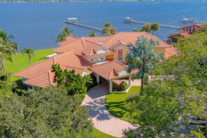 901 SE Riverside Drive, Stuart, FL 34994, Stuart