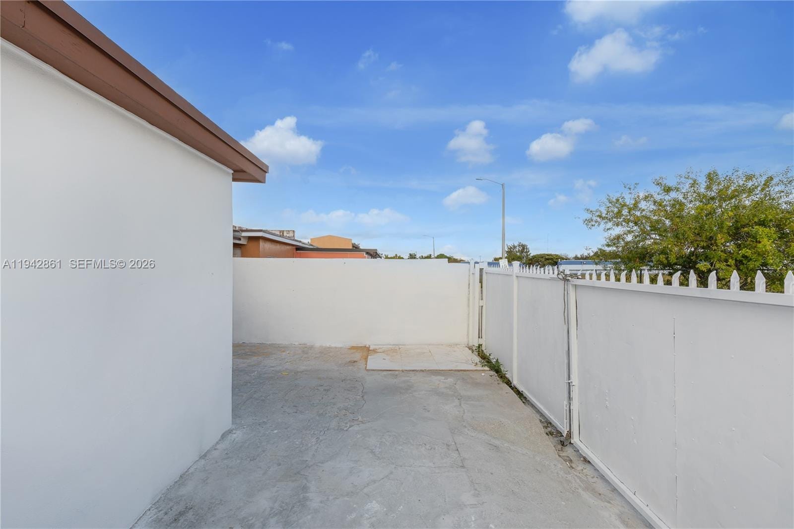 19217 NW 45th Avenue, Miami Gardens, FL 33055 photo 25