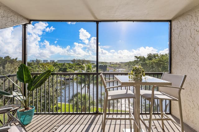 14 Royal Palm Way 501, sold in Boca Bayou, Boca Raton, FL
