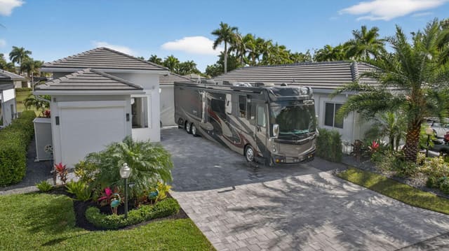 632 N Cortez Drive 632, sold in Aztec Rv Resort Land Condo, Margate, FL