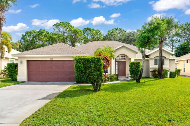 184 SW Fernleaf Trail, Port St. Lucie, FL 34953