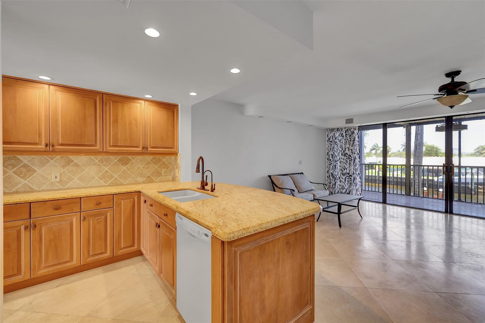 1100 SE 5 Court 97 — photo 6