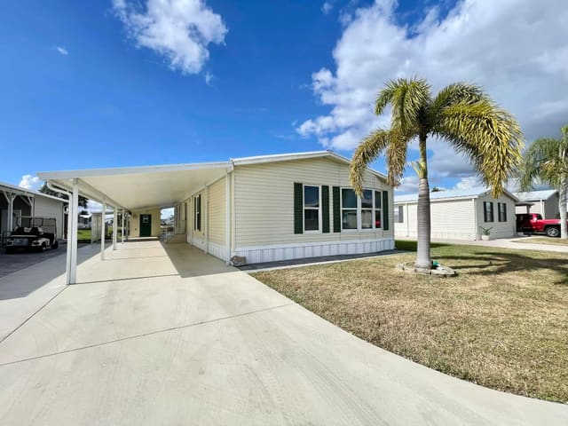 1601 Us Highway 441 SE 78, Okeechobee, FL 34974