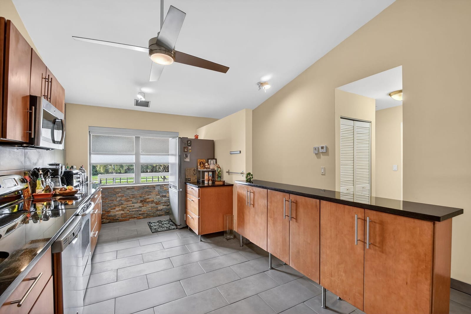4900 Lucerne Lakes Boulevard 201, Lake Worth, FL 33467 photo 19