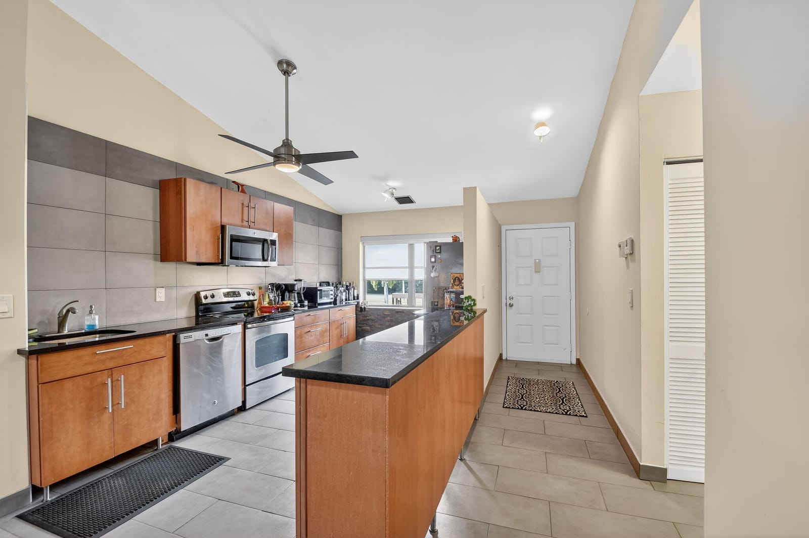 4900 Lucerne Lakes Boulevard 201 — photo 4
