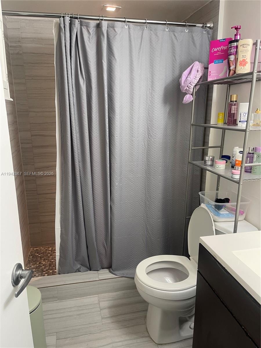 200 S Birch Road 1111 — photo 2