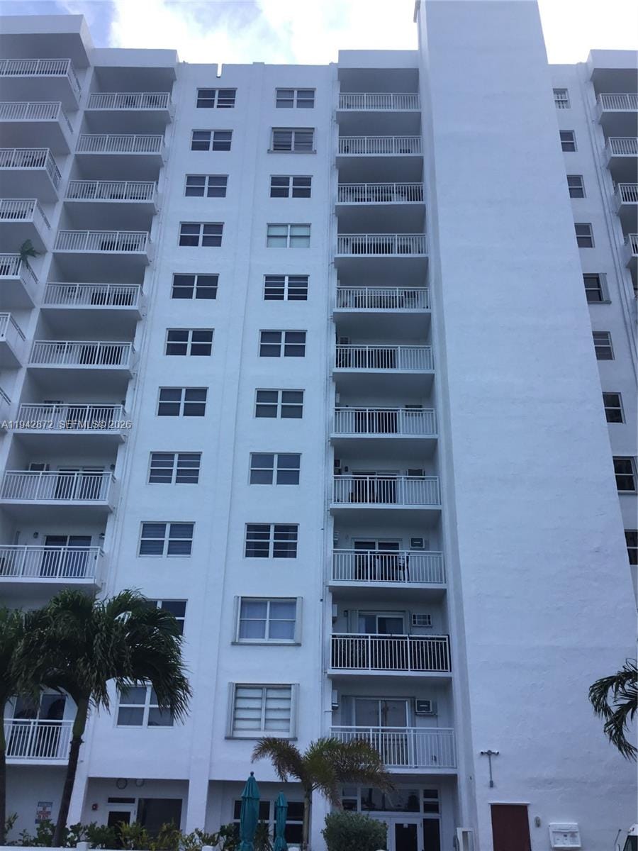 200 S Birch Road 512 — photo 3