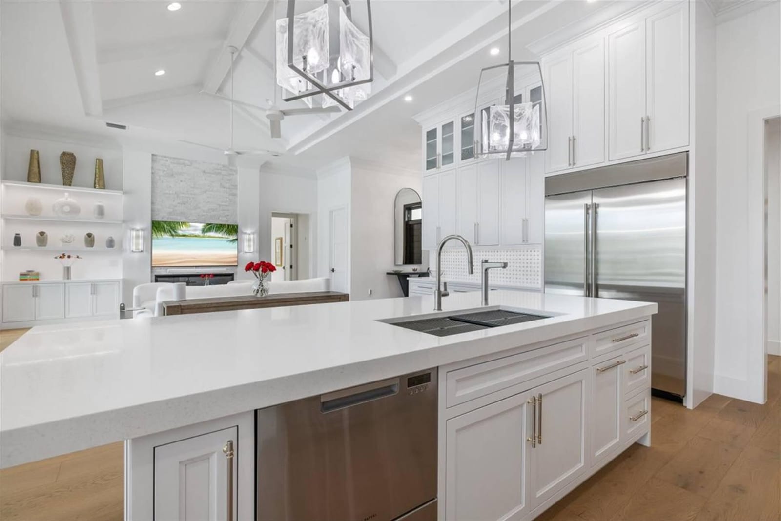 201 Shores Drive — photo 10