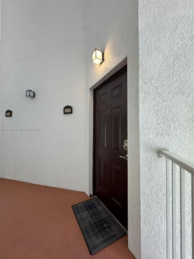 8800 NW 97th Avenue 211, sold in St Maarten At Grand Bay C, Doral, FL