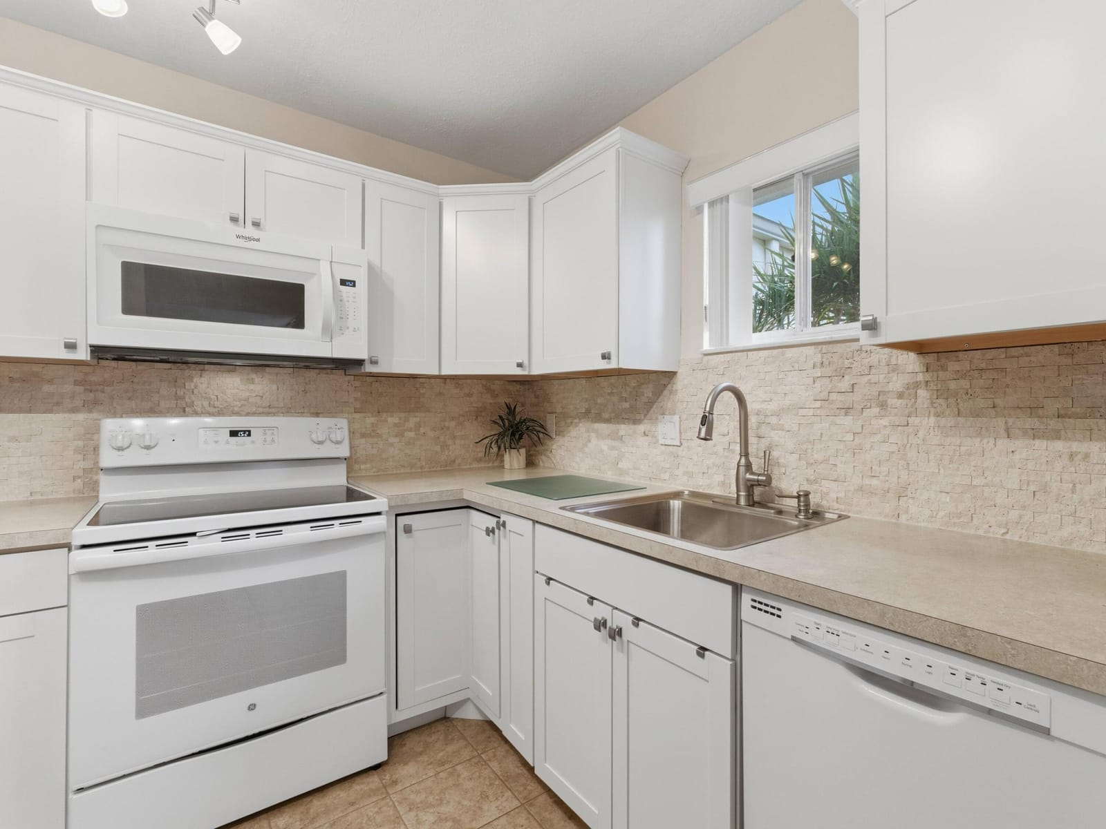 2650 Boundbrook Boulevard 109, West Palm Beach, FL 33406 photo 20
