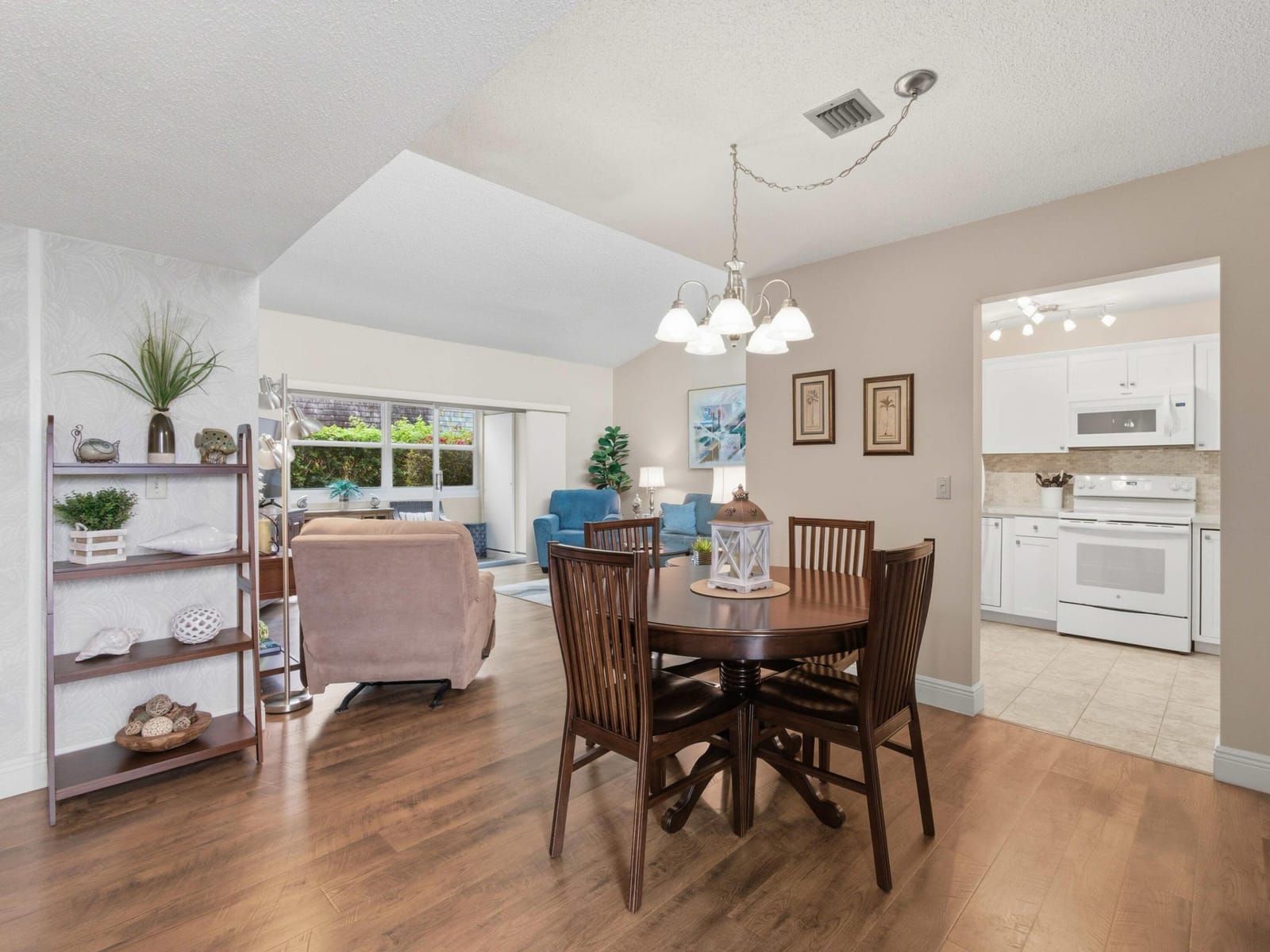 2650 Boundbrook Boulevard 109, West Palm Beach, FL 33406 photo 8