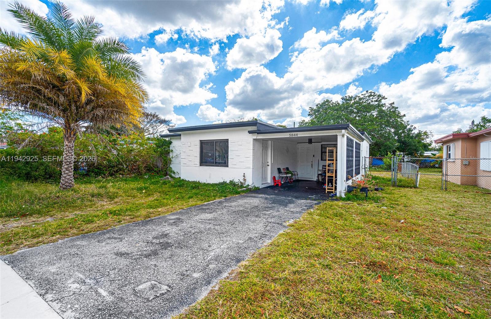 5844 Garfield Street, Hollywood, FL 33021, Hollywood