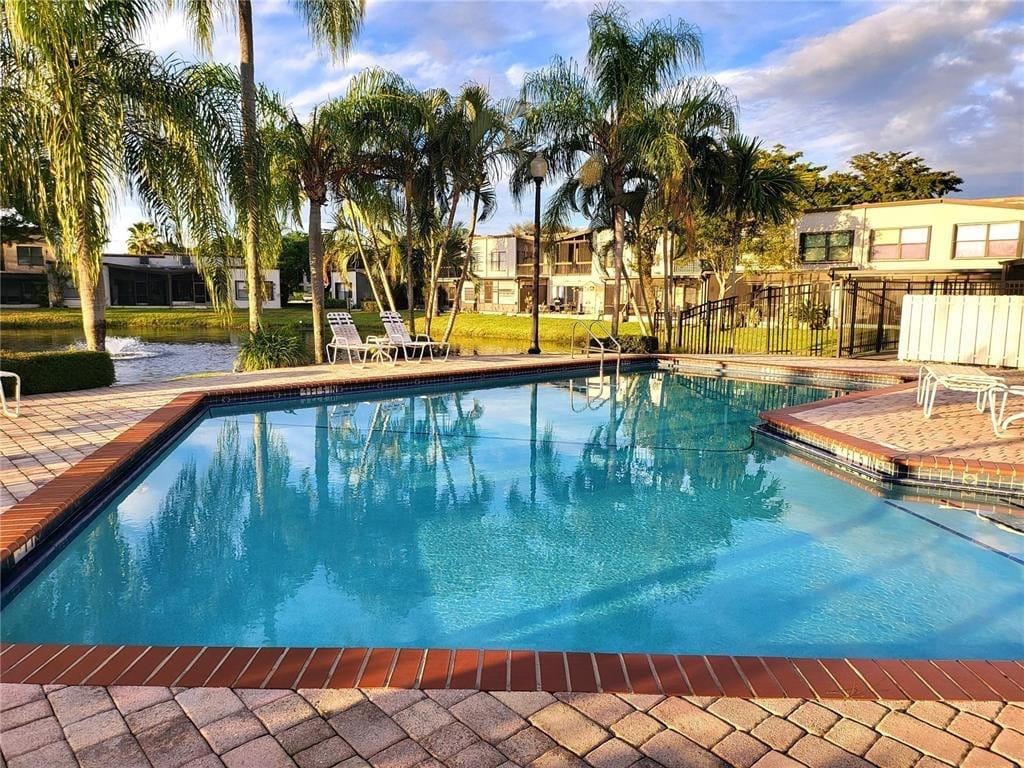 956 Mockingbird 506, Plantation, FL 33324 photo 28