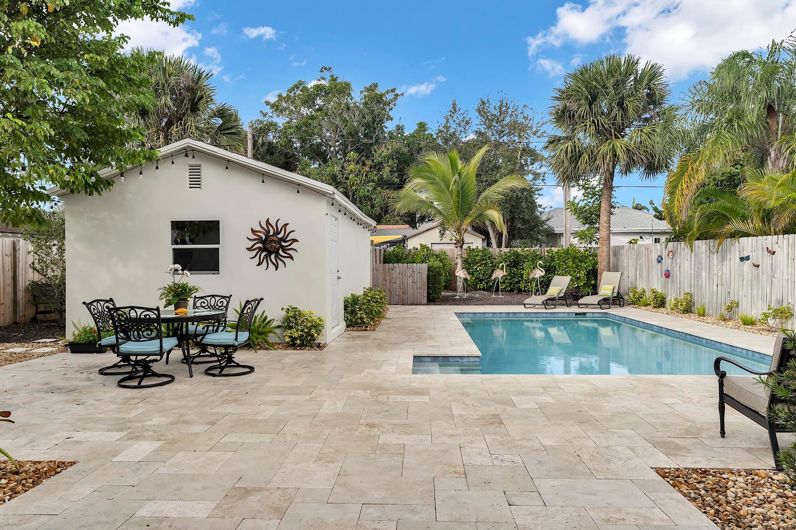 611 N Palmway — photo 2