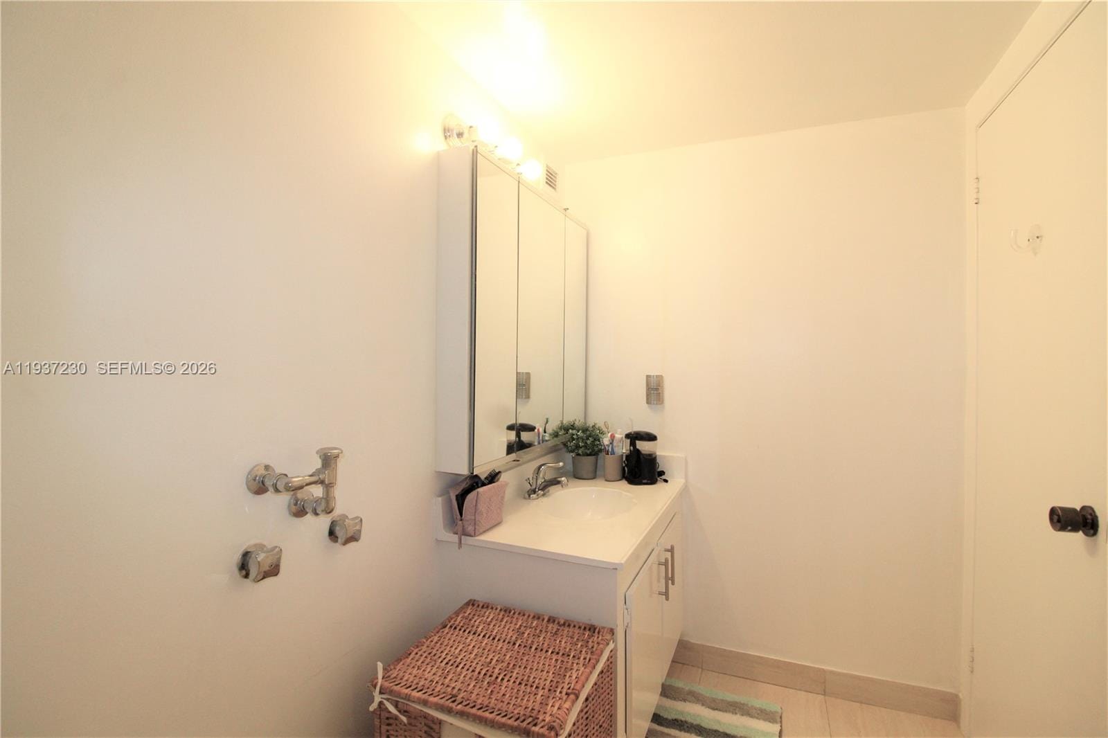 2500 Parkview Drive 315, Hallandale Beach, FL 33009 photo 17