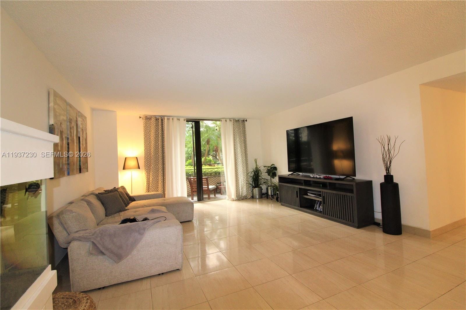 2500 Parkview Drive 315 — photo 3