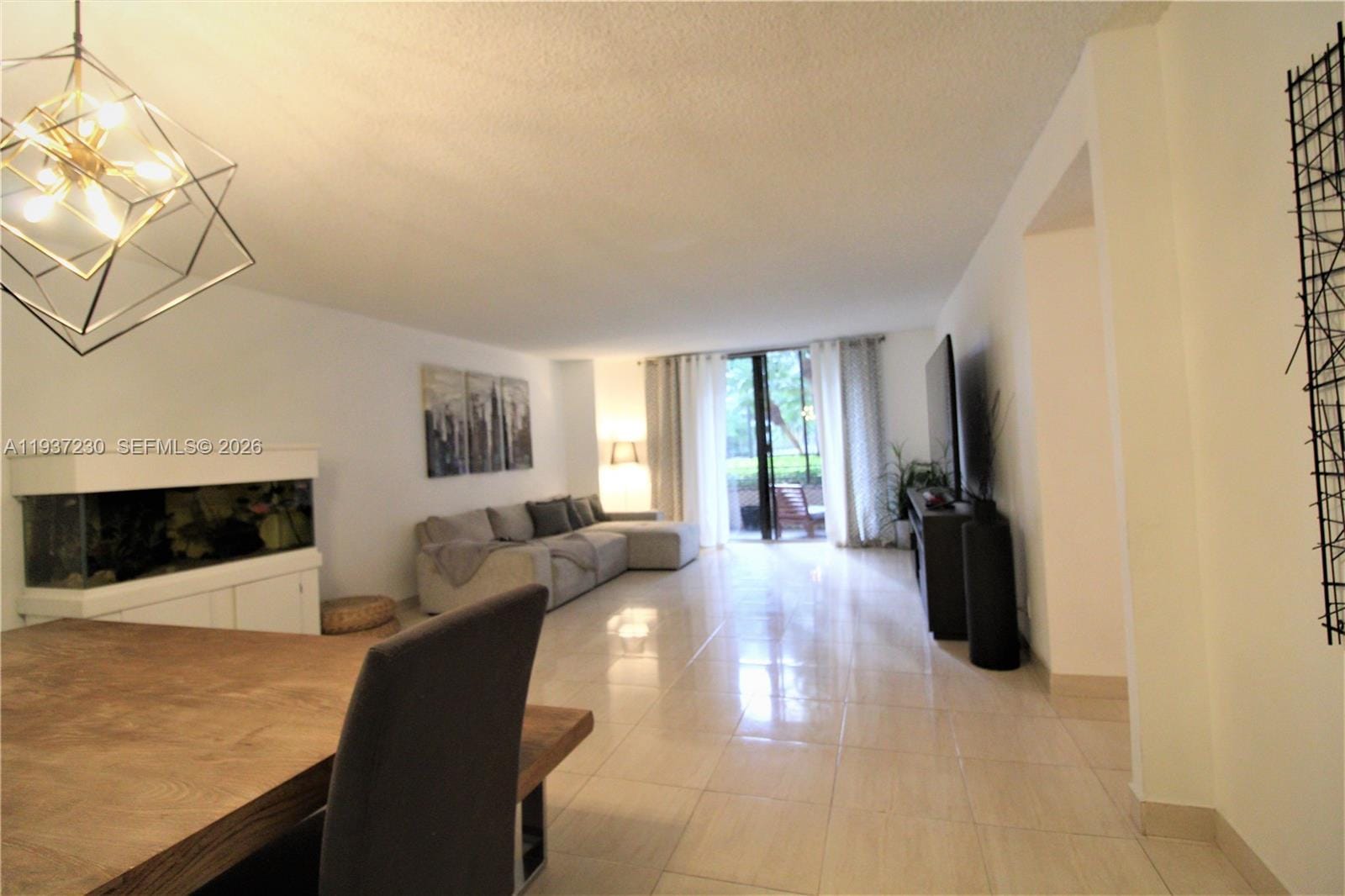 2500 Parkview Drive 315 — photo 4