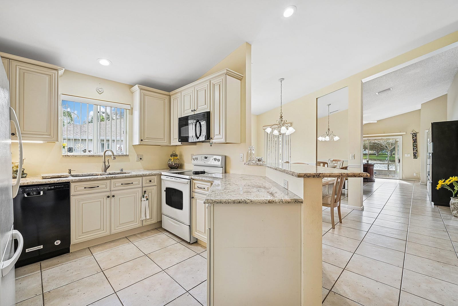 9238 Vineland Court A, Boca Raton, FL 33496 photo 12