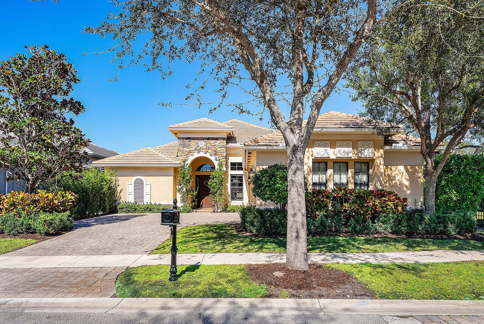 9369 Equus Circle — photo 4