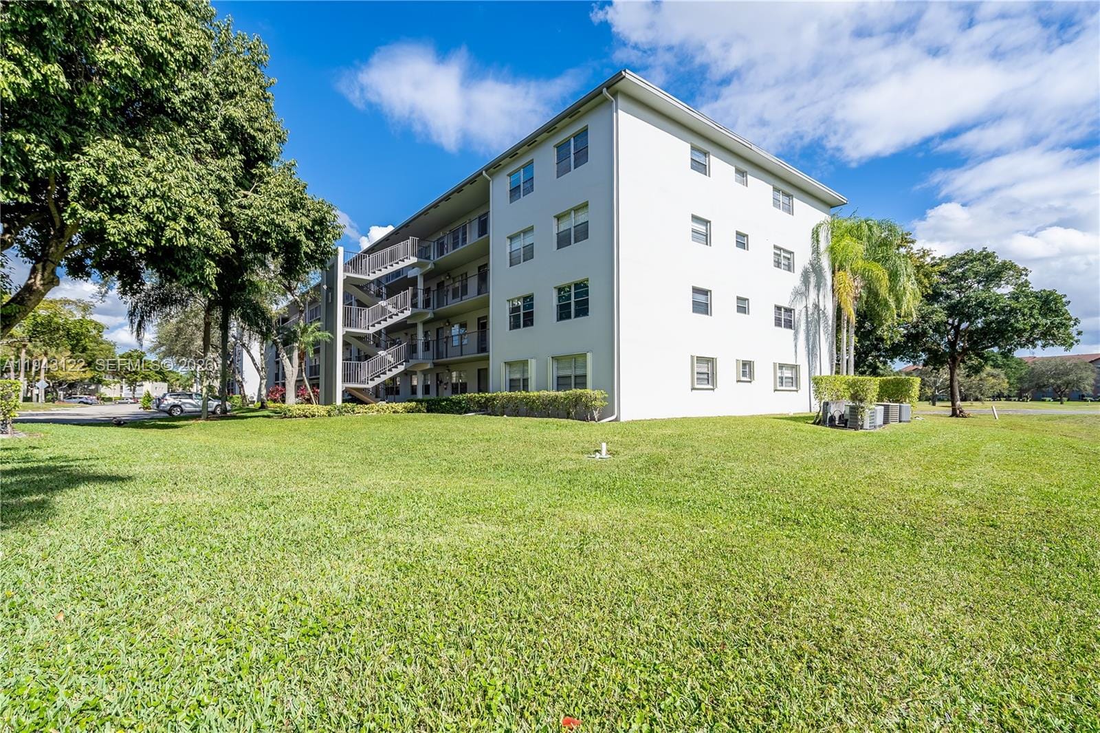 251 SW 132nd Way 117H, Pembroke Pines, FL 33027 photo 5