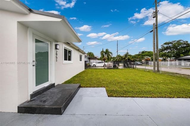 2951 NW 47th Street, sold in Amd Pl Of Browns Sub, Miami, FL