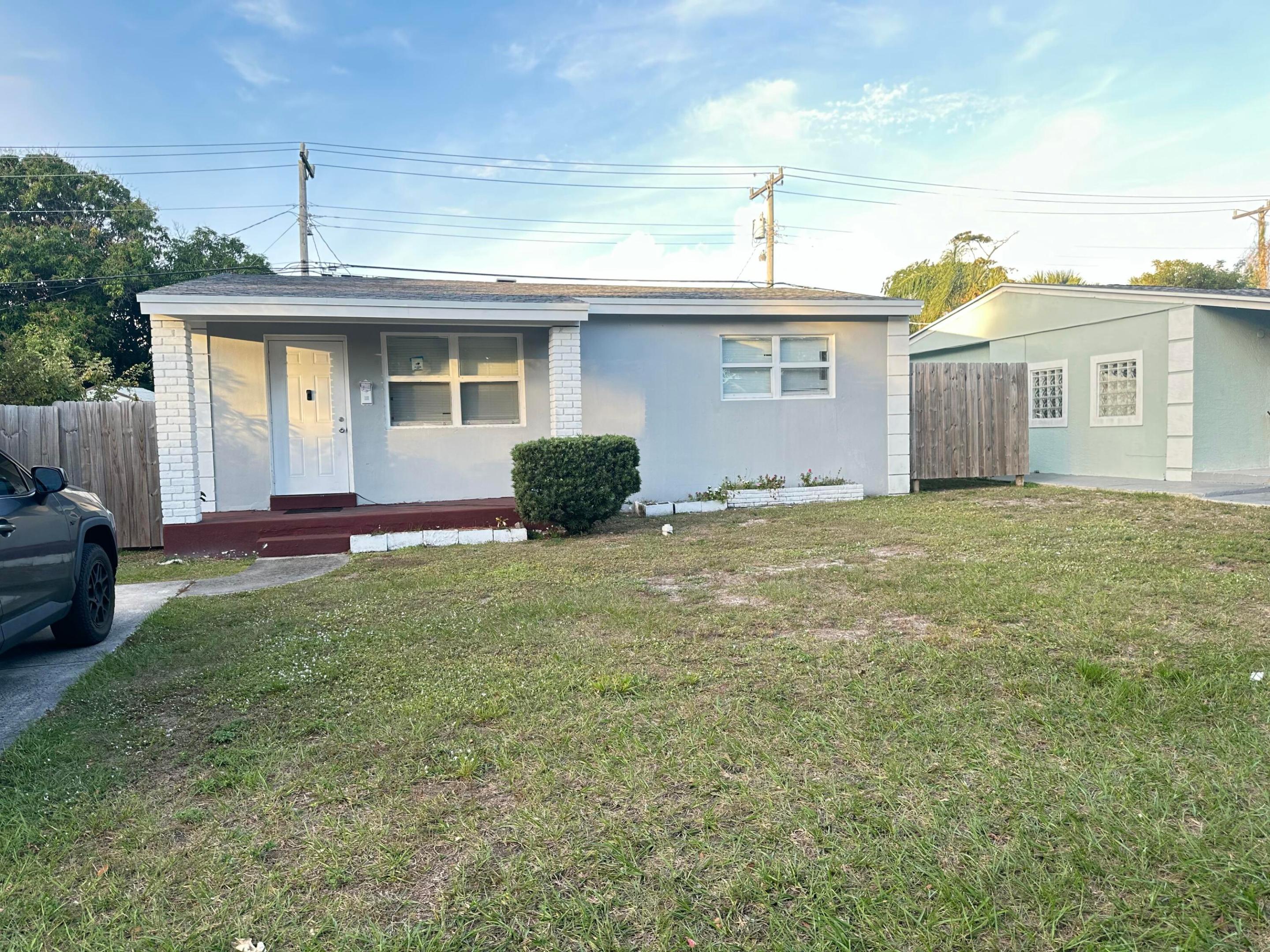 725 58th Street, West Palm Beach, FL 33407, West Palm Beach