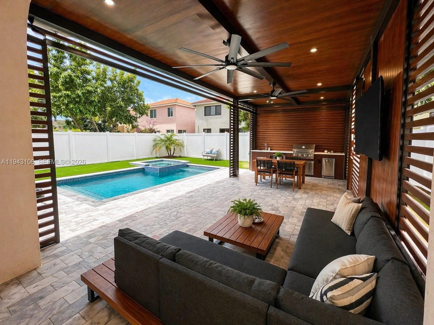 7782 NW 18th Street — photo 5