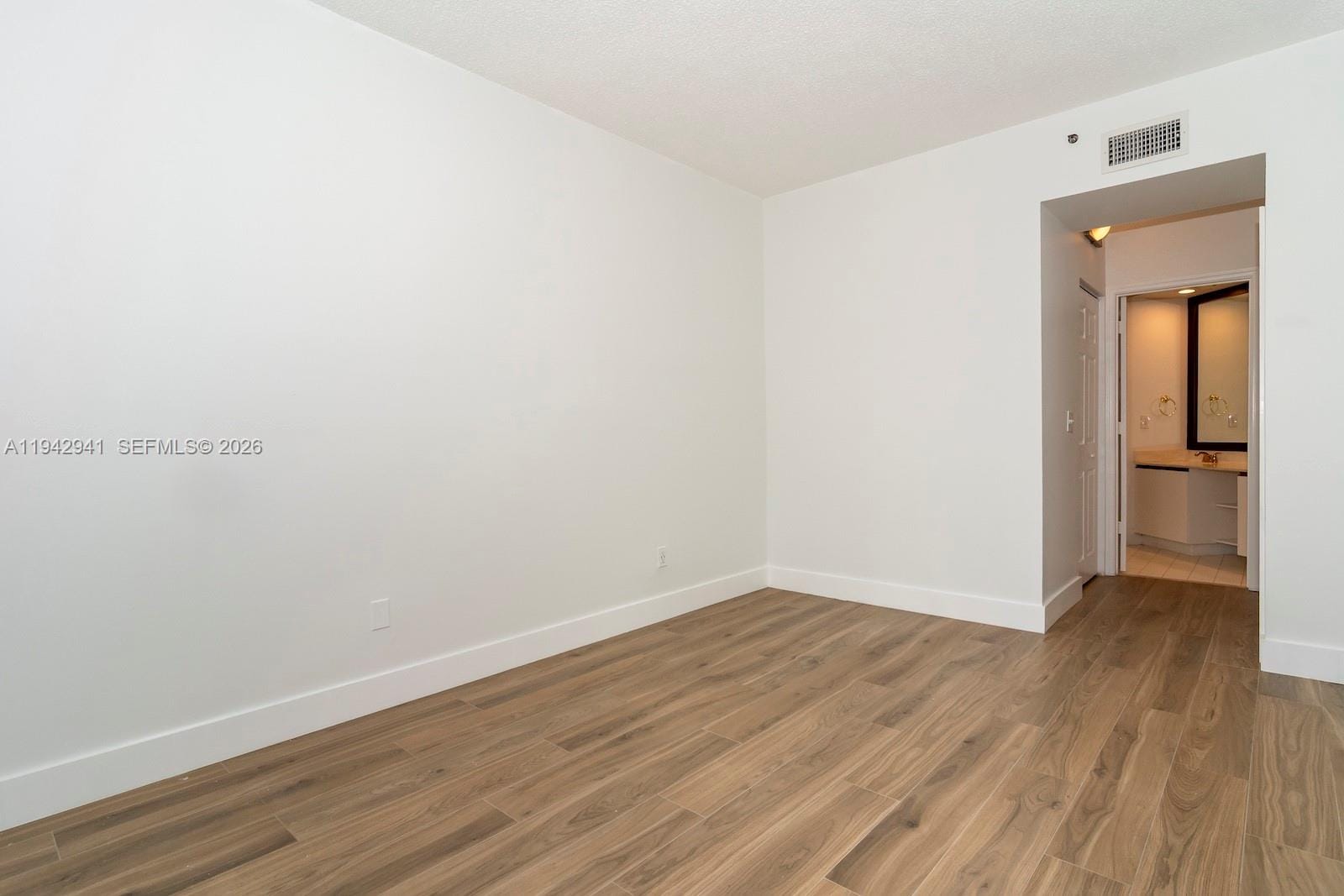 3215 NE 184th Street 14301, Aventura, FL 33160 photo 17