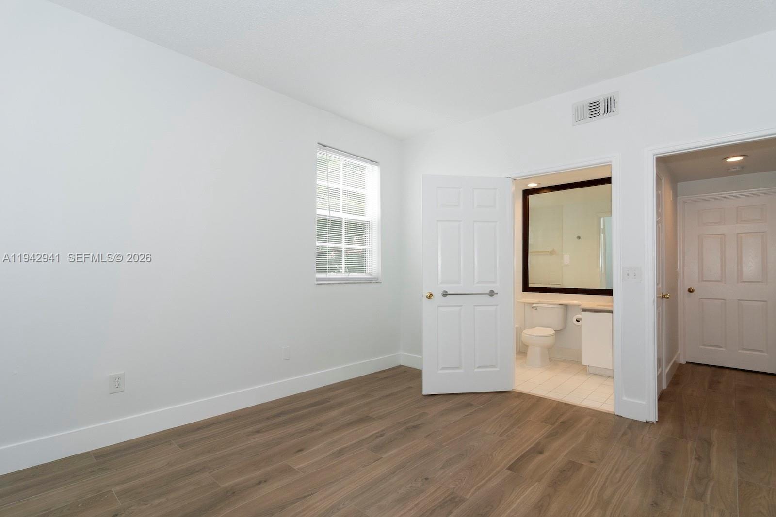 3215 NE 184th Street 14301, Aventura, FL 33160 photo 21