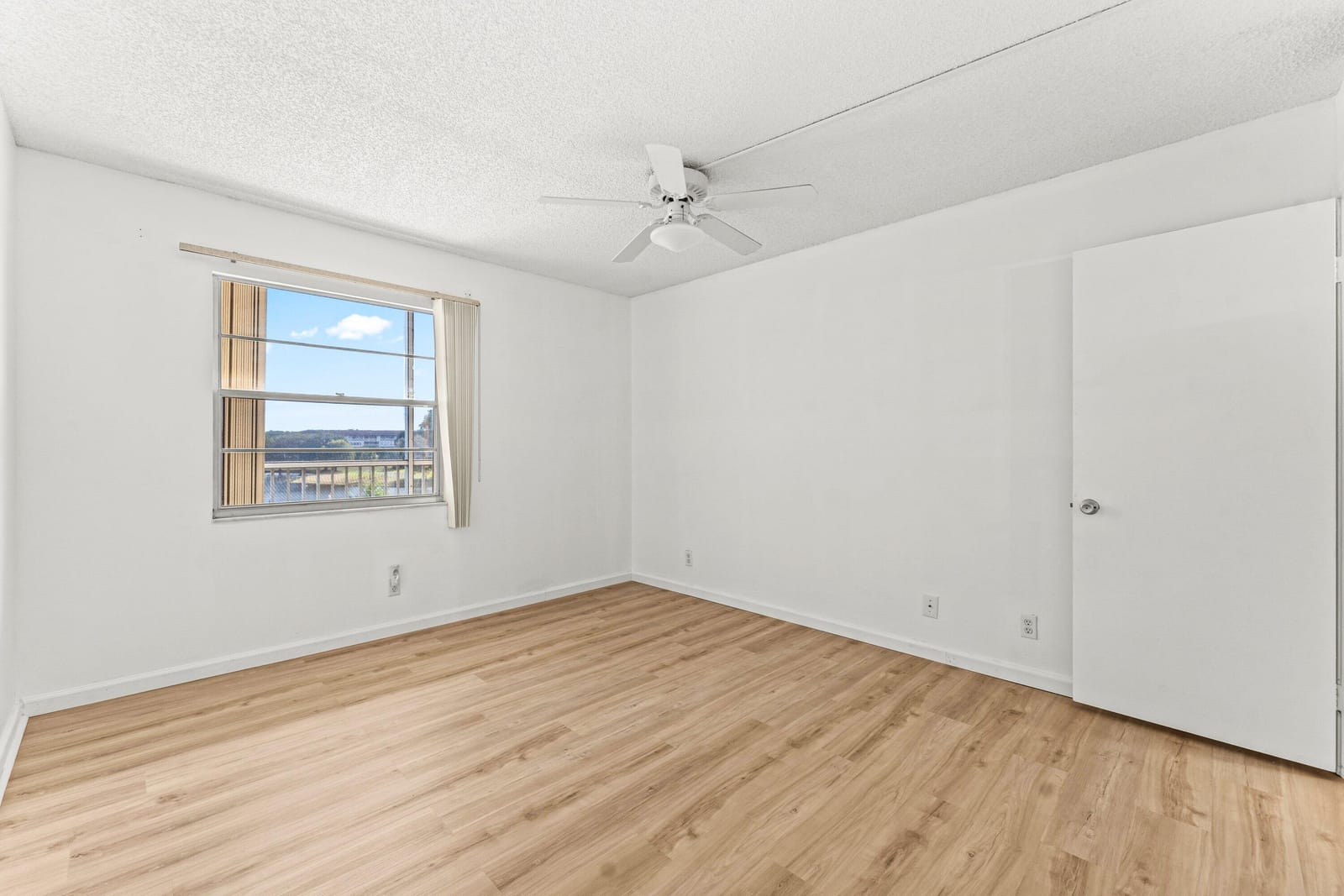 13250 SW 4th Court 306g, Pembroke Pines, FL 33027 photo 17