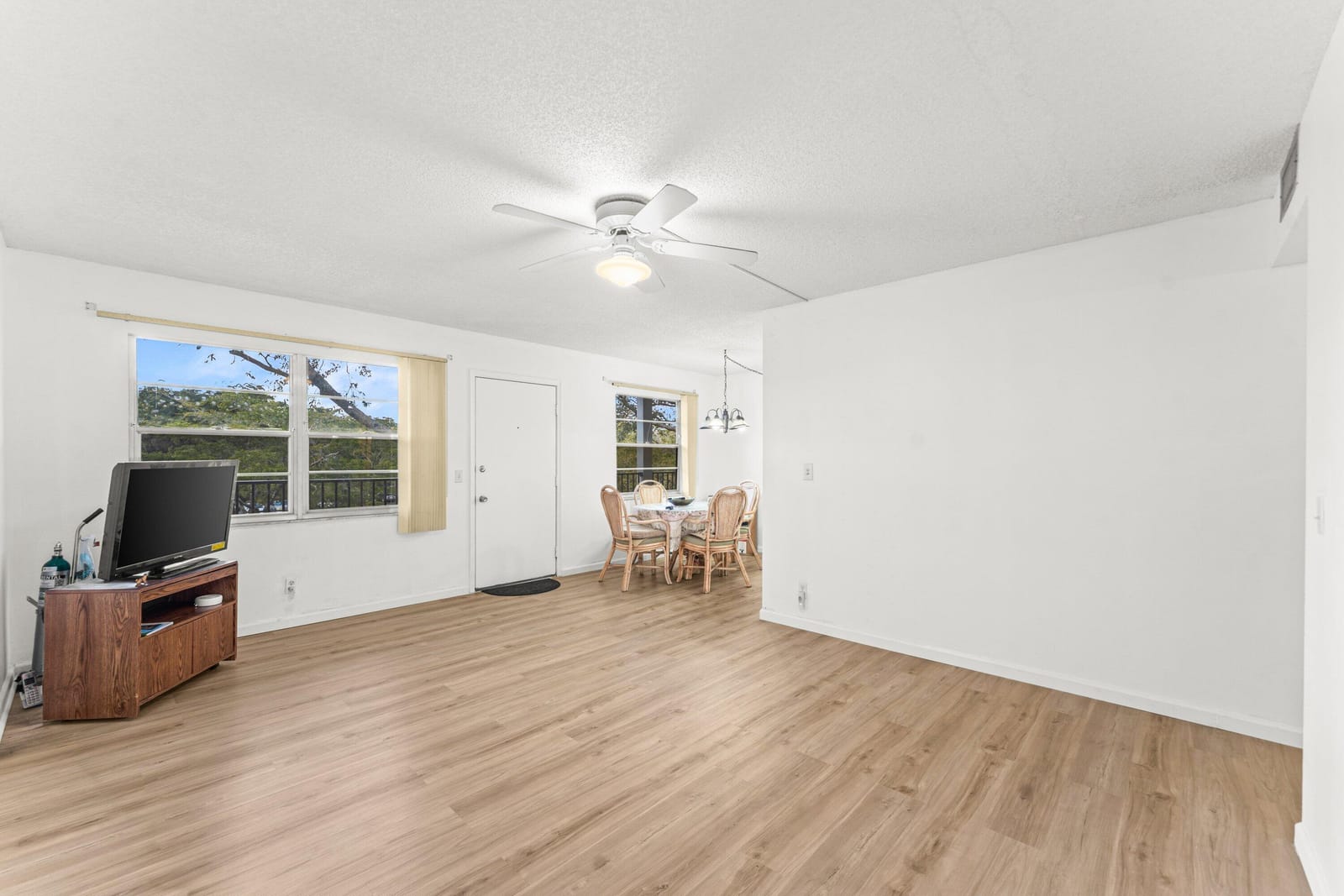 13250 SW 4th Court 306g — photo 7