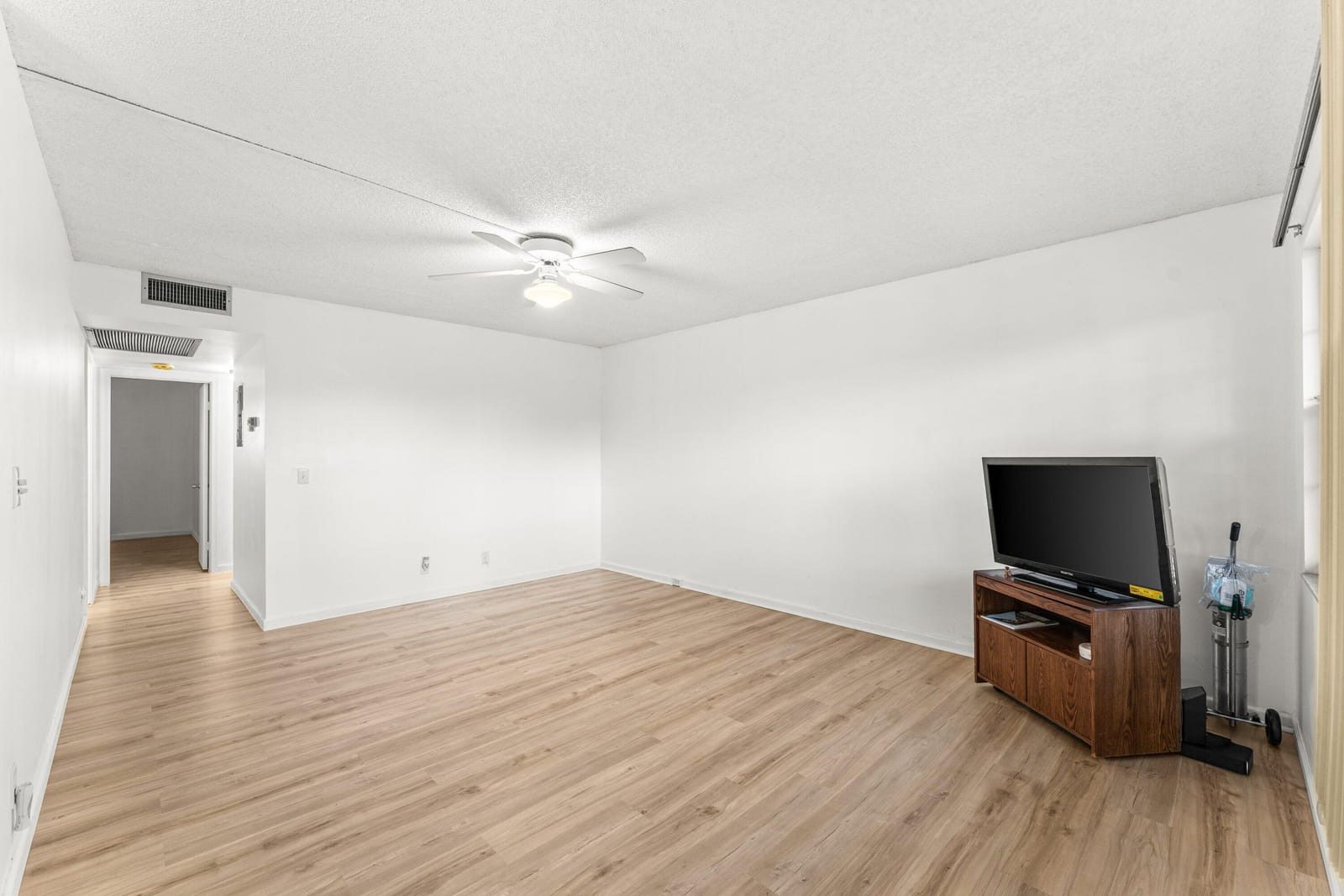 13250 SW 4th Court 306g — photo 8