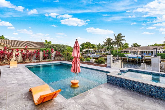 678 Carriage Hill Lane, sold in Carriage Hill, Boca Raton, FL