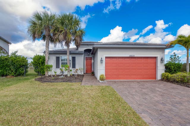 12625 NW Milestone Place, Port St. Lucie, FL 34987