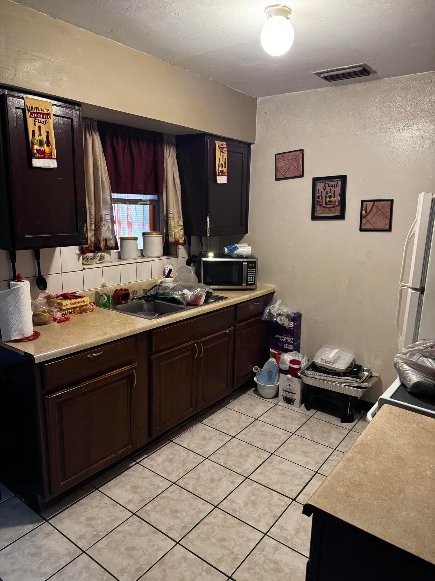 1410 NW 1st Court — photo 2