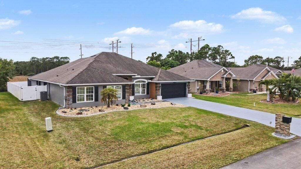 5867 NW Leah Drive — photo 2