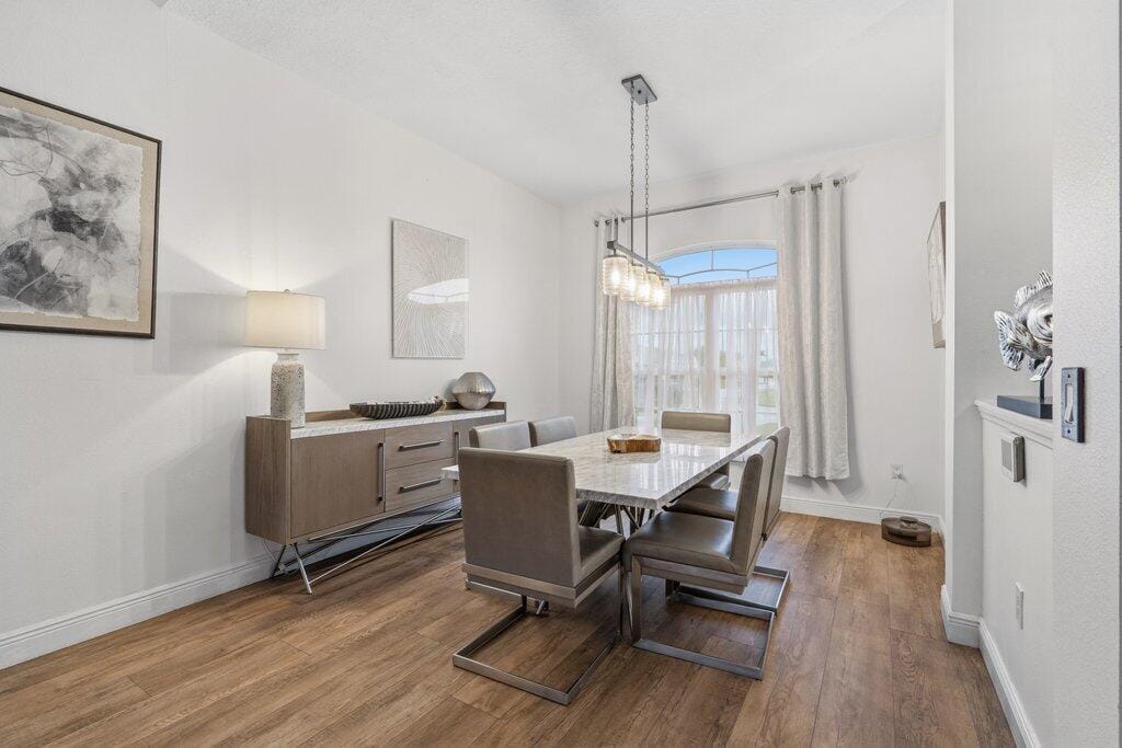 5867 NW Leah Drive — photo 8
