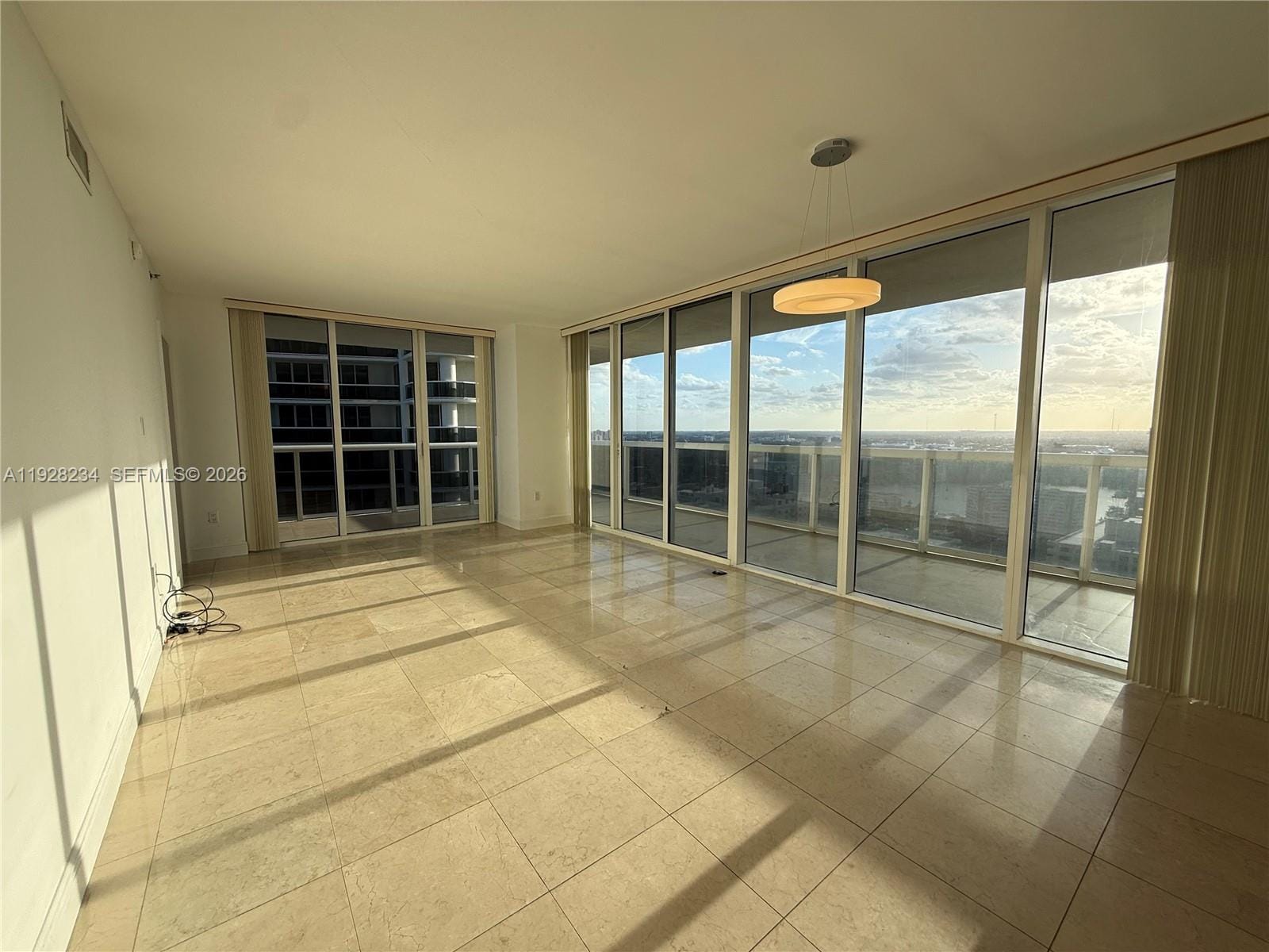 1830 S Ocean Drive 3006 — photo 12
