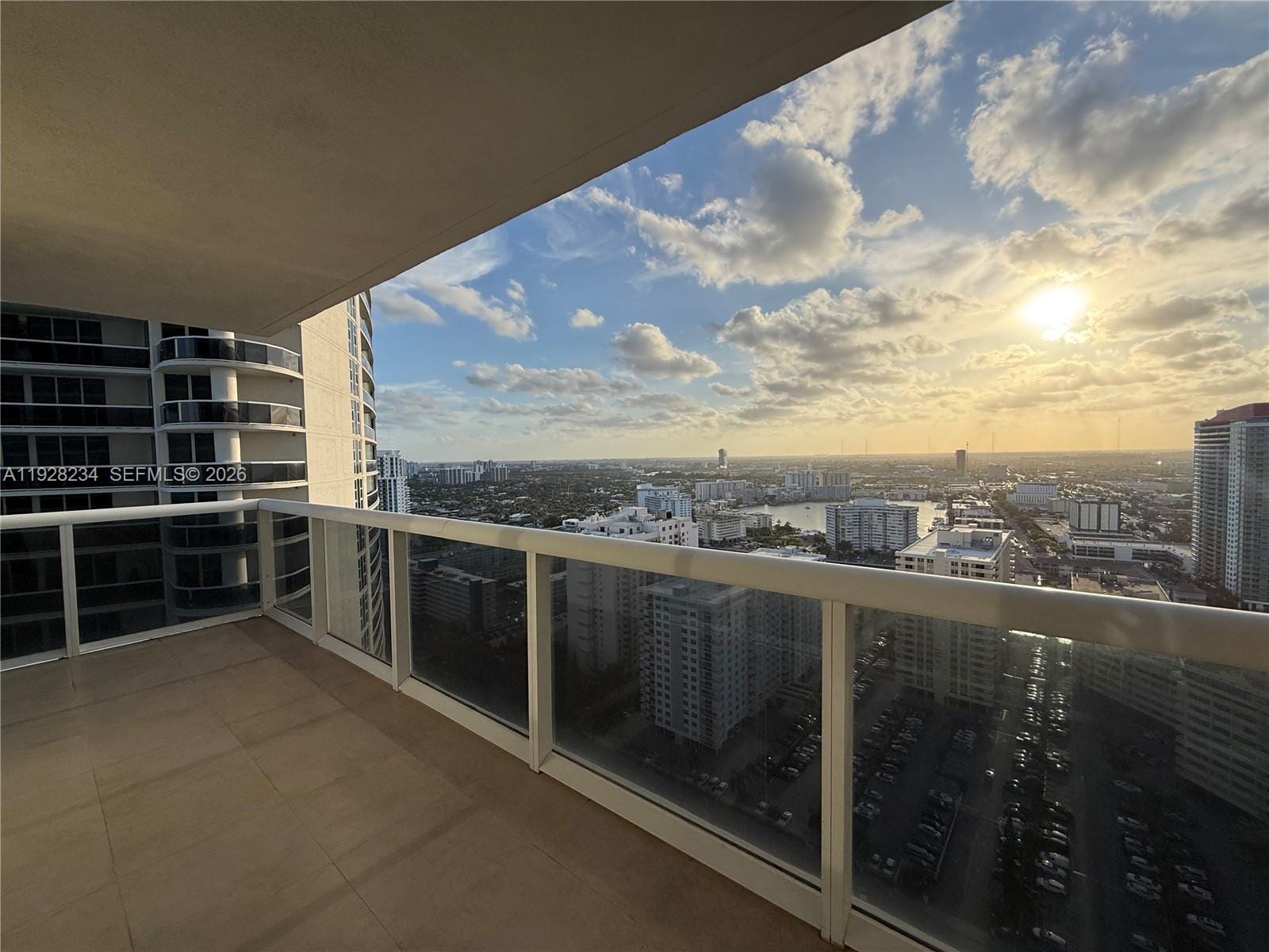 1830 S Ocean Drive 3006 — photo 3