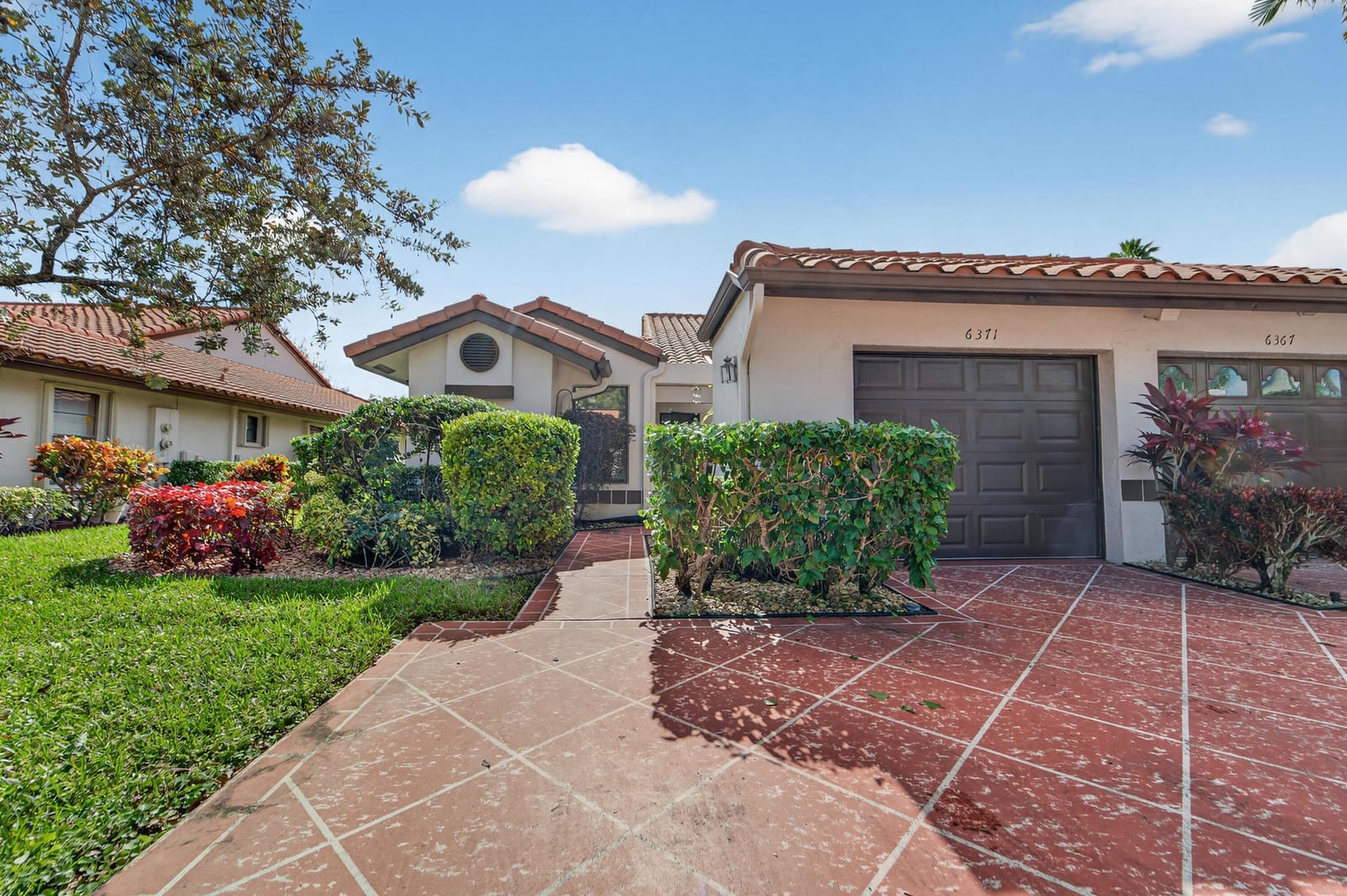 6371 Kings Gate Circle, Delray Beach, FL 33484